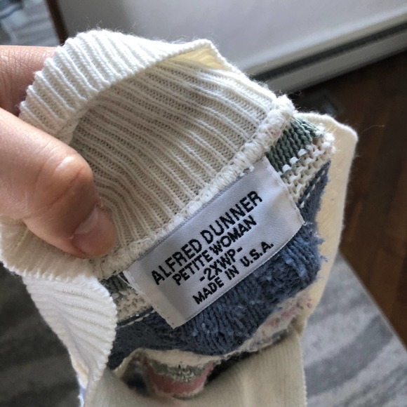 VINTAGE ALFRED DUNNER | Women's 2X Blue Pink Nordic Cottagecore Collared Sweater - Picture 3 of 7